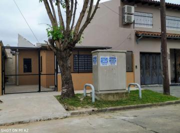 PH de 2 ambientes, Vicente López · Excelente Chalet 2 Ambientes con Cochera, No Permiten Animales