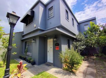Casa · 170m² · 4 Ambientes · 2 Cocheras · Casa a La Venta de 4 Ambientes. Martínez, San Isidro, G. B. a. Zona Norte