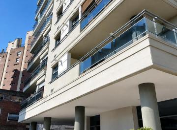 Departamento · 89m² · 5 Ambientes · 1 Cochera · Departamento en Centro