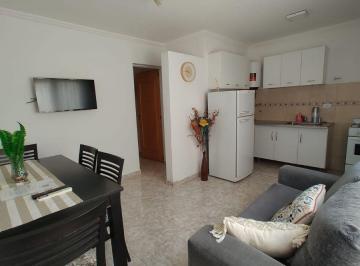 Departamento de 2 ambientes, Bahía Blanca · Departamento de 32 m² con 1 Dormitorio en Venta en Centro