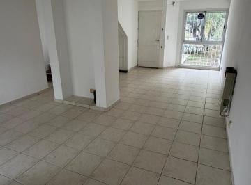 PH · 150m² · 6 Ambientes · 1 Cochera · PH en Alquiler