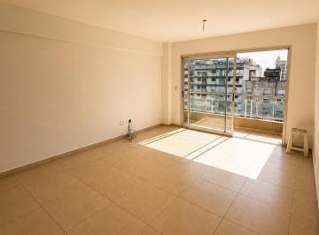 Departamento de 1 ambiente, La Matanza · 2 Ambientes Al Frente con Balcón y Cochera | Amenities Premium – Ramos Mejia