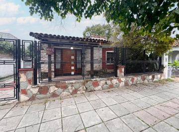 Casa · 130m² · 3 Ambientes · 1 Cochera · Casa - 3 Ambientes - Merlo Sur