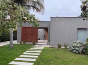 Casa de 3 ambientes, Guaymallén · Barrio Cortaderas I