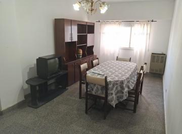 Departamento · 64m² · 2 Dormitorios · 1 Cochera · Alquiler Depto 3 Ambientes por 24 Meses.