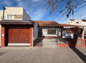 PH · 120m² · 5 Ambientes · 1 Cochera · PH Casa 3 Habitaciones Venta Remedios de Escalada