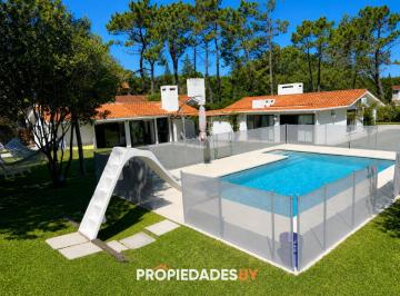 Foto1 · Espectacular Chalet en Alquiler de Verano Brava