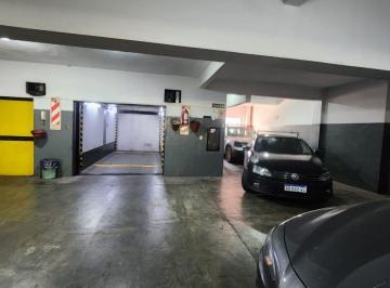 Garage · 20m² · Espectacular Cochera Doble en Recoleta!