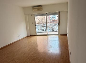 Departamento · 27m² · 1 Ambiente · Alquiler Monoambiente Balvanera, Al Frente, con Balcon! Muy Luminoso, Expensas Bajas.