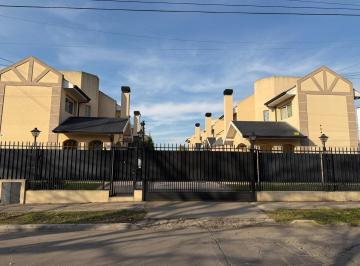 PH · 1m² · 3 Ambientes · 1 Cochera · Burzaco Duplex 3 Amb C/cochera en Alquiler S/expensas
