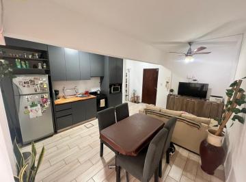 PH · 40m² · 3 Ambientes · Remedios de Escalada | 2 Amb Luminoso 55 m² | Cocina a Nuevo Patio 15 m²