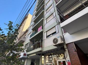 Departamento · 27m² · 1 Ambiente · Las Heras 2900 - Oportunidad – Vivienda - Apto Prof - Cocina y Baño Completos –