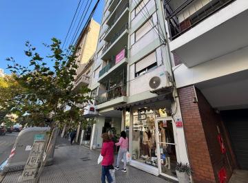 Departamento · 27m² · 1 Ambiente · Las Heras y Billinghurst – Monoambiente C/cocina y Baño Completo – Vivenda - Apto Prof