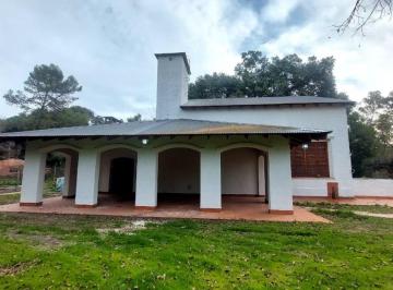 Casa de 4 ambientes, San Vicente · Casa Quinta en Alquiler en San Vicente