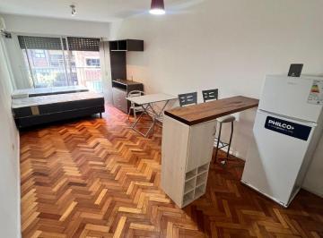 Departamento de 2 ambientes, Palermo · Monoambiente con Balcón Amoblado, Al Frente