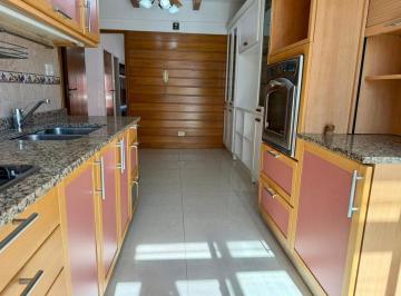 Departamento · 65m² · 3 Ambientes · Venta Depto. 3 Ambs. Semipiso. Balcon. Lanusita