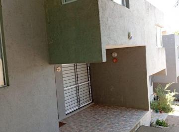 Casa · 75m² · 3 Ambientes · 1 Cochera · Venta Departamento Duplex 2 Dorm. Carlos Paz Cba