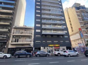 Departamento · 40m² · 2 Ambientes · Alquiler Residencial Departamento Dos Ambientes en Boedo con Balcon