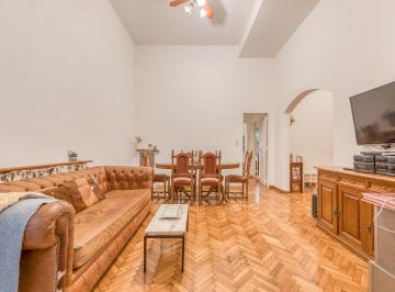 Departamento · 77m² · 3 Ambientes · Venta 3 Amb Recoleta con Patio