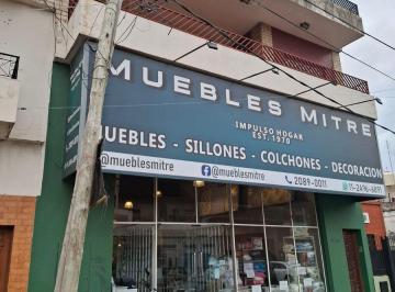 Local comercial · 850m² · Local + Depto 850 m² C/depósito - C. Uruguayo, Lanús