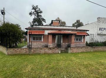 LGP-LGP-445_2 · Casa 3 Ambientes. | Colectora Sur Al 5100