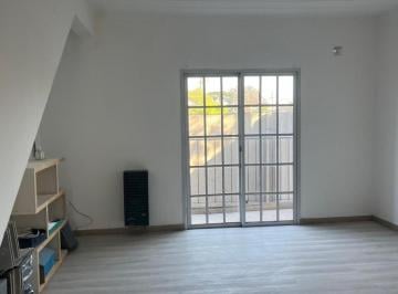 Departamento · 42m² · 2 Ambientes · 1 Cochera · Alquiler. Dos Amb. con Esp. Auto. Ezpeleta Quilmes