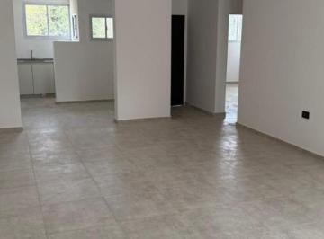 Casa · 100m² · 3 Ambientes · 1 Cochera · Casa en Villa Catalina