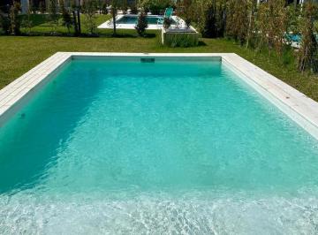 Casa · 250m² · 6 Ambientes · Casa en Carpinchos, Nordelta Venta con Renta Hasta Marzo 2027