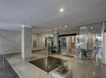 Departamento · 67m² · 3 Ambientes · 1 Cochera · Departamento 3 Ambientes Luminoso Vista Abierta Reciclado Impecable Balcon y Cochera en Recoleta