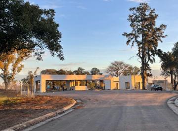 Terreno , Pilar · Terreno de 807 m² en Estancia Carabassa. Pago en Cuotas y Sin Comisión.