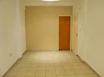 Departamento · 50m² · 3 Ambientes · 1 Cochera · Departamento en Alquiler La Plata