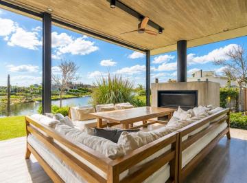 Casa de 8 ambientes, Tigre · Venta con Muebles, Máster Suite Pb, Barrio Virazon - Nordelta