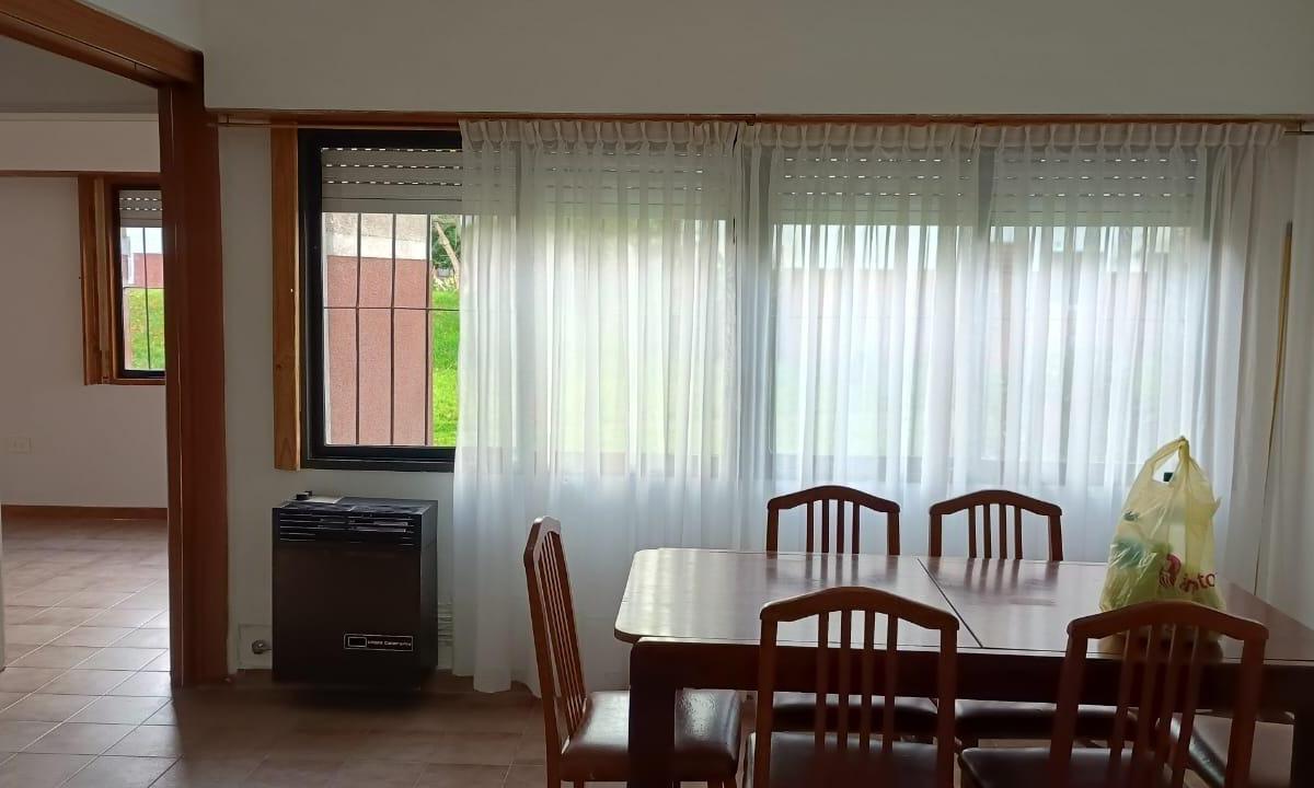 Muy lindo departamento de 3 ambientes en muy buenas condiciones con cocina y lavadero separado