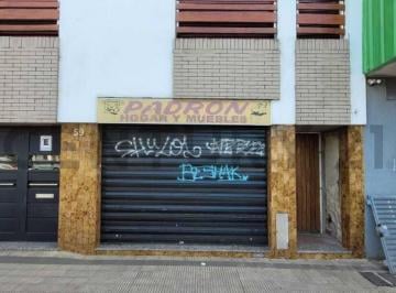 Local comercial · 220m² · Local Deposito en Alquiler en La Plata