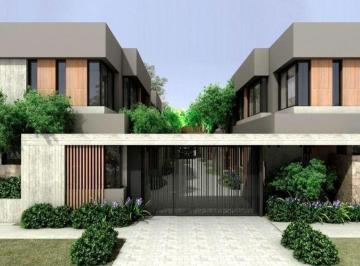 Casa · 60m² · 3 Ambientes · 1 Cochera · Venta de Duplex en Pozo en Bella Vista - Complejo Cerrado