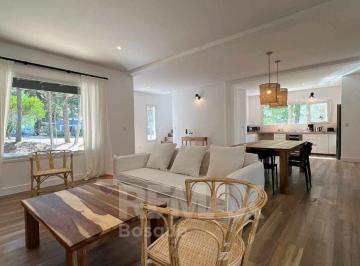 Casa · 166m² · 5 Ambientes · Casa 5 Ambientes a Estrenar - Costa Esmeralda