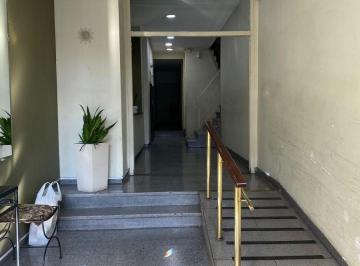 Departamento de 3 ambientes, Lanús · Departamento 3 Ambientes en Alquiler