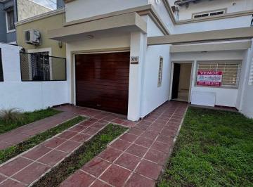 Casa de 8 ambientes, Córdoba · Venta Nuevo Poeta Lugones Apto Credito 2 Dorm.