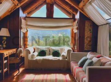 Casa · 261m² · 6 Ambientes · 2 Cocheras · Venta Casa San Martin de Los Andes. Barrio Faldeos de Chapelco
