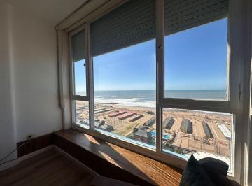 Departamento · 64m² · 4 Ambientes · Venta Departamento 4 Amb con Vista Al Mar