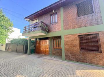 Casa de 4 ambientes, La Plata · Casa en Alquiler - Frente Al Parque San Martín, La Plata