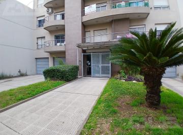 Departamento · 50m² · 2 Ambientes · 1 Cochera · Departamento 2 Ambientes con Cochera – Excelente Ubicación en Morón Sur