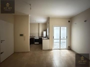 Departamento · 44m² · 2 Ambientes · Venta Departamento 1 Dormitorio con Vestidor y Patio Interno Propio en B° General Paz