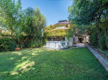 Casa · 280m² · 6 Ambientes · 2 Cocheras · Venta Casa 6 Ambientes en Quilmes