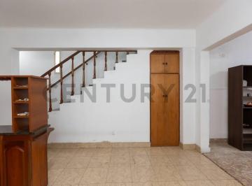 Oficina comercial · 80m² · 3 Ambientes · PH Tipo Casa 3 Ambientes con Cochera y Patio | Dos Plantas. Apto Crédito