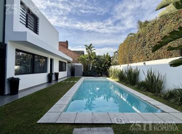 Casa · 480m² · 6 Ambientes · 2 Cocheras · Casa en Venta Martinez San Isidro