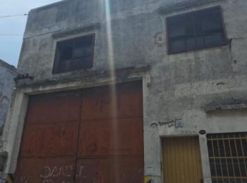 Depósito · 270m² · 2 Cocheras · Venta Depósito en Piñeyro Avellaneda
