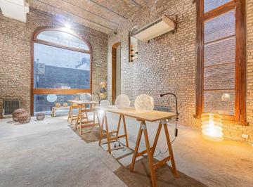 Local comercial · 420m² · Alquiler. Ideal Galeria de Arte - Edificio de Local Comercial y 2 Pisos. Paraguay y Esmeralda
