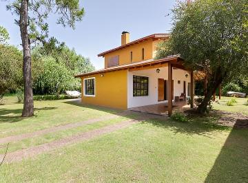 Casa de 6 ambientes, Tigre · Casa Amplia Excelente Estado Zona Residencial