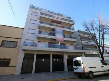 Departamento · 60m² · 2 Ambientes · Departamento 2 Ambientes en Venta con Balcon Al Frente en Villa Santa Rita.